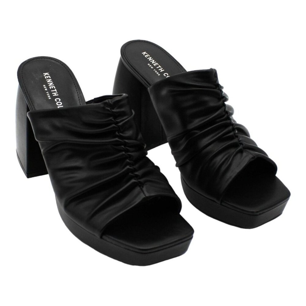 Sandal - Picture 1 of 7